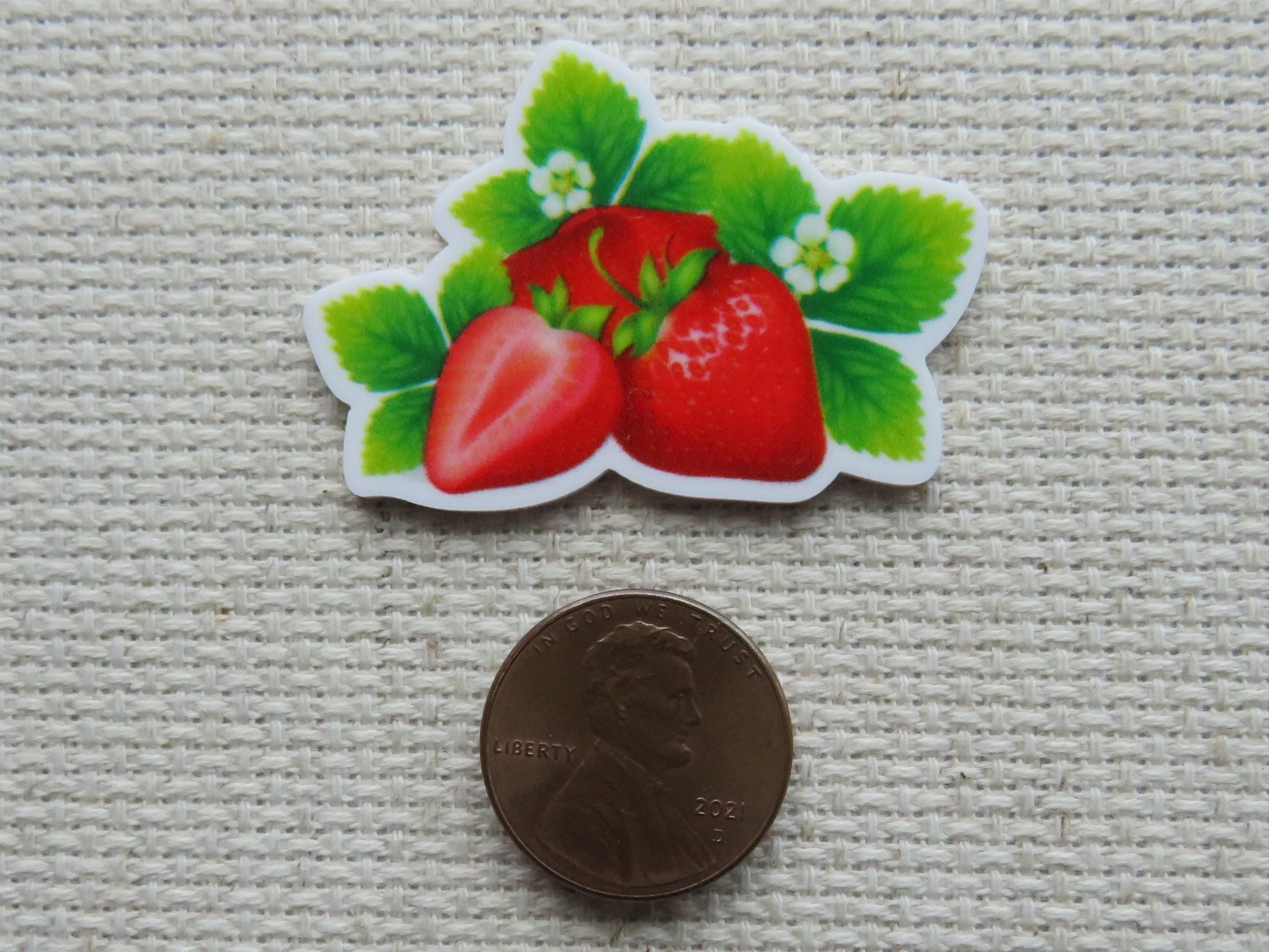 Delicious Strawberries Needle Minder, Cover Minder, Magnet